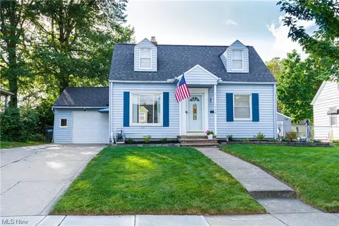 1440 Worton Blvd, Mayfield Heights, OH 44124
