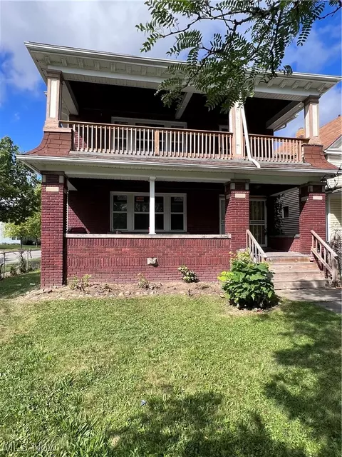4246 Martin Luther King Jr Dr, Cleveland, OH 44105