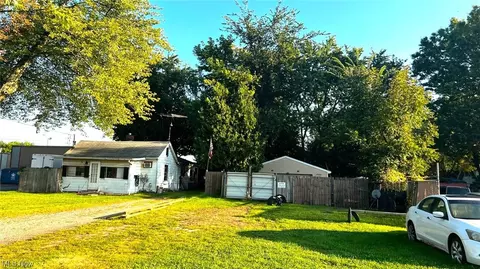 787 Evans Ave, Akron, OH 44305