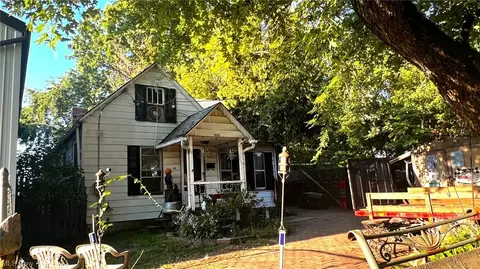 800 Walsh Ave, Akron, OH 44310