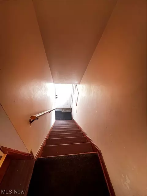 580 Villa Ave, Akron, OH 44310 photo 10