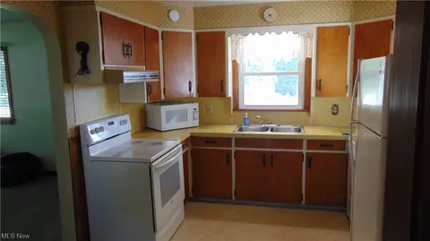 109 Myers St, Creston, OH 44217 photo 15