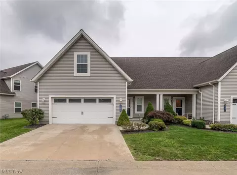 148 Larimar Dr, Willowick, OH 44095