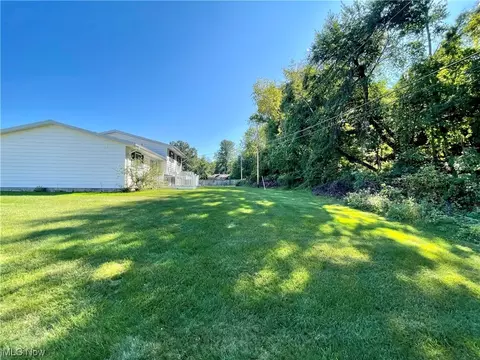 421 Netherwood Ave NW, Canton, OH 44708 photo 6