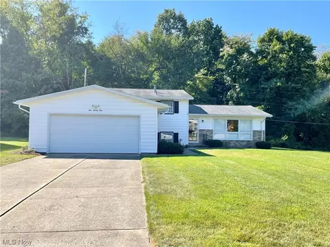 421 Netherwood Ave NW, Canton, OH 44708 photo 4