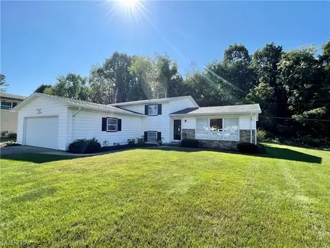 421 Netherwood Ave NW, Canton, OH 44708 photo 1