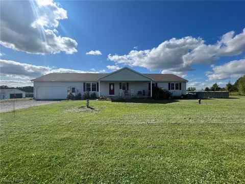 4277 Lisbon Rd, Leetonia, OH 44431