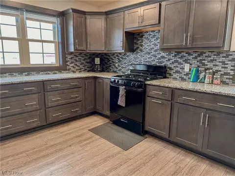 17485 Dover Rd, Dundee, OH 44624 photo 6