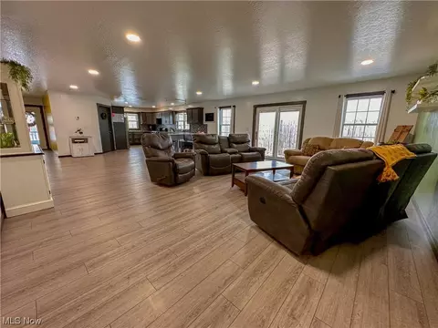 17485 Dover Rd, Dundee, OH 44624 photo 7