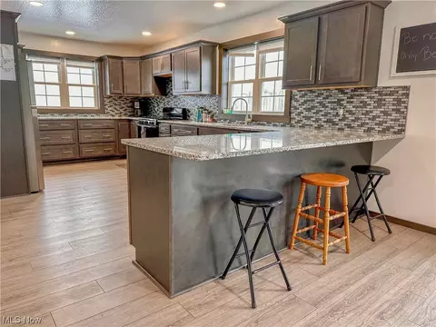 17485 Dover Rd, Dundee, OH 44624 photo 5