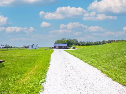 17485 Dover Rd, Dundee, OH 44624 photo 30
