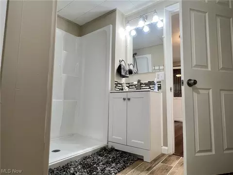 443 E Main St, Lagrange, OH 44050 photo 13