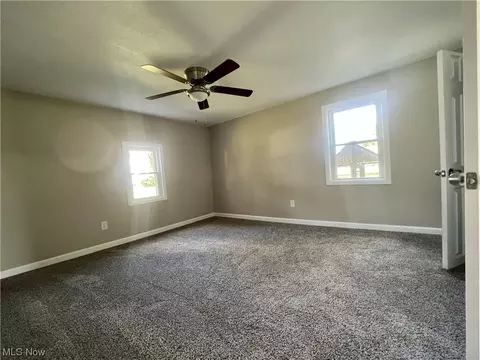 443 E Main St, Lagrange, OH 44050 photo 19