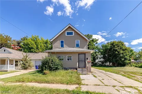 635 E 93rd St, Cleveland, OH 44108