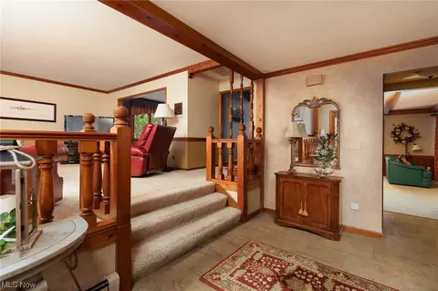 2360 River Rd, Willoughby Hills, OH 44094 photo 3