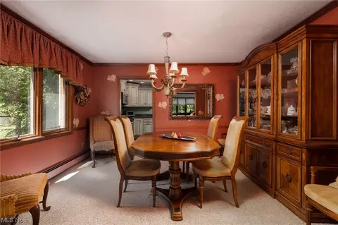 2360 River Rd, Willoughby Hills, OH 44094 photo 6