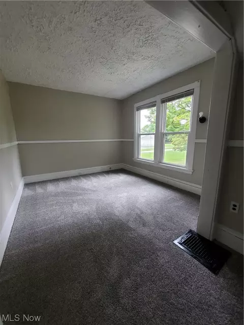 610 W 46th St, Ashtabula, OH 44004 photo 20