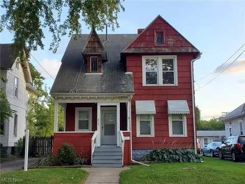 610 W 46th St, Ashtabula, OH 44004