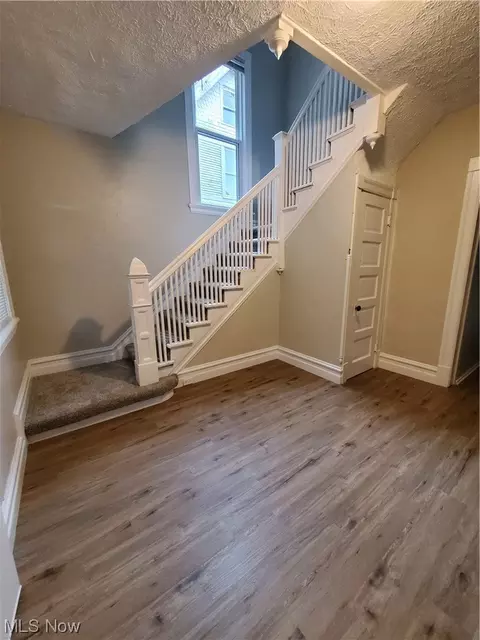 610 W 46th St, Ashtabula, OH 44004 photo 6