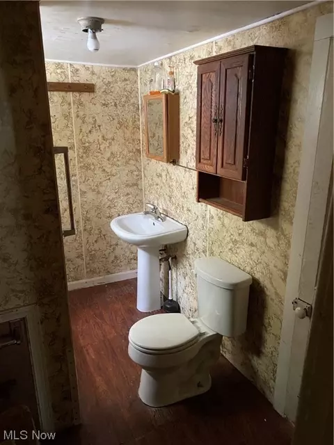 1309 W Prospect Rd, Ashtabula, OH 44004 photo 8