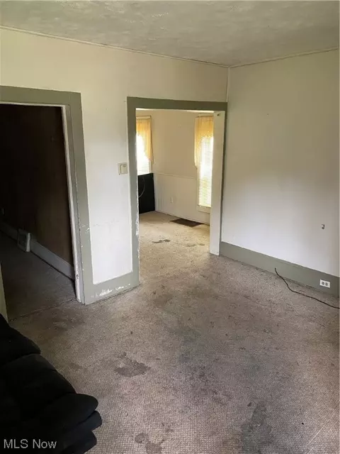 1309 W Prospect Rd, Ashtabula, OH 44004 photo 4