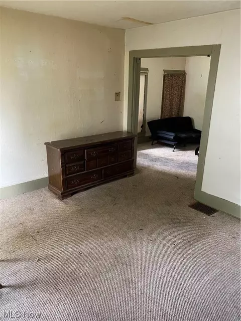 1309 W Prospect Rd, Ashtabula, OH 44004 photo 3