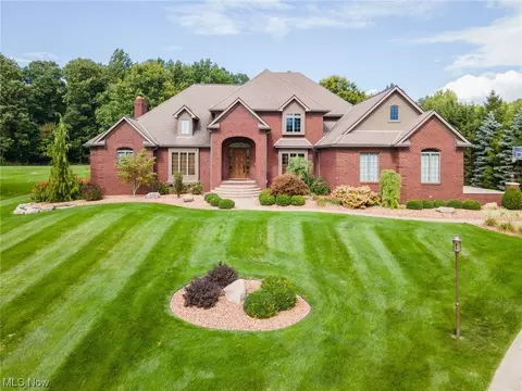 6628 Covington Cv, Canfield, OH 44406