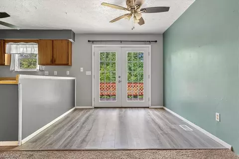 1827 Barth Rd, Belpre, OH 45714 photo 13
