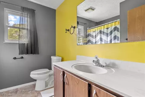 1827 Barth Rd, Belpre, OH 45714 photo 19
