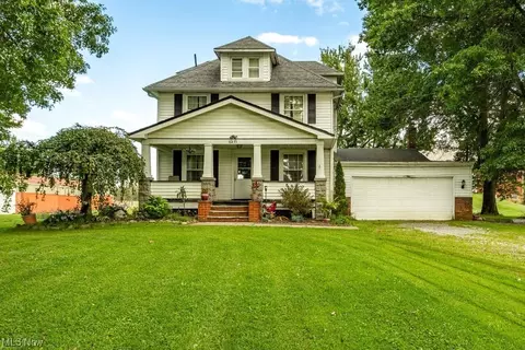 16433 Chamberlain Rd, Grafton, OH 44044