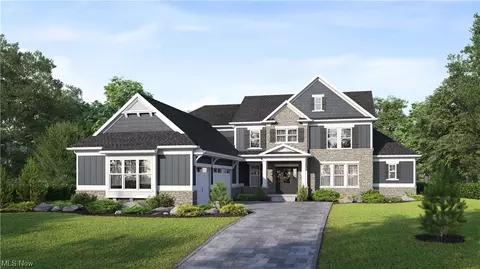 395 Club Dr W, Aurora, OH 44202