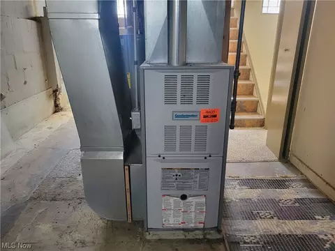 521 E 250th St, Euclid, OH 44132 photo 23