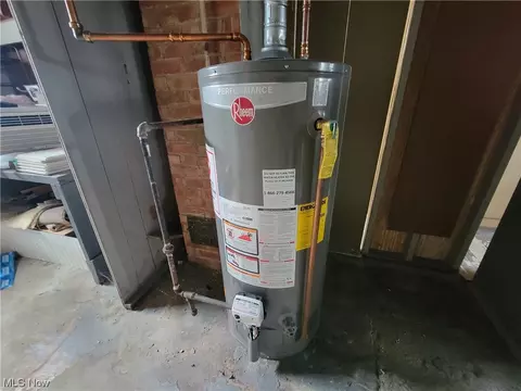 521 E 250th St, Euclid, OH 44132 photo 24