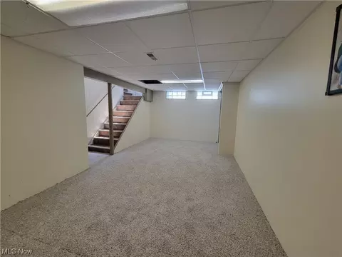 521 E 250th St, Euclid, OH 44132 photo 21