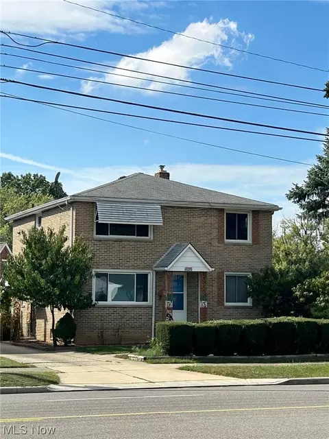 6296 Ridge Rd, Parma, OH 44129
