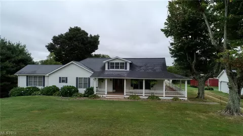 68100 Hopewell Rd, Cambridge, OH 43725