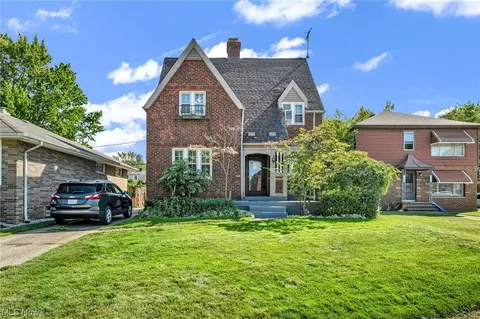 2323 Brookview Blvd, Parma, OH 44134 photo 1