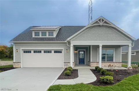 279 Chestnut Ln, Fairlawn, OH 44333
