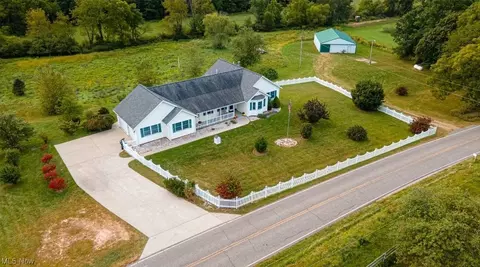 27697 County Road 171, Fresno, OH 43824