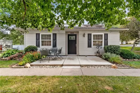 2480 Raber Rd #6A, Uniontown, OH 44685