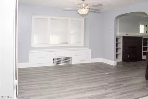 545 Noah Ave, Akron, OH 44320 photo 3