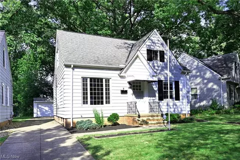 14412 Hollywood Ave, Cleveland, OH 44111