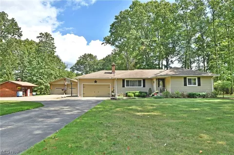1585 Idaho Rd, Youngstown, OH 44515