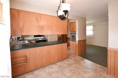 3909 Bellwood Dr NW, Canton, OH 44708 photo 5