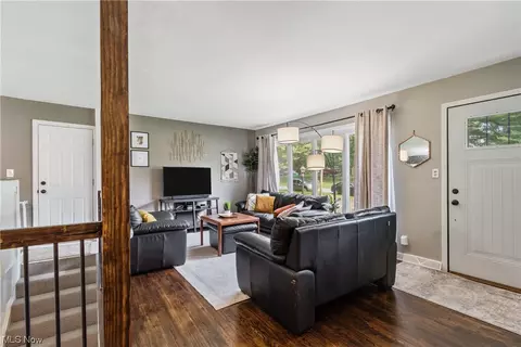 1484 Centerview Dr, Copley, OH 44321 photo 4