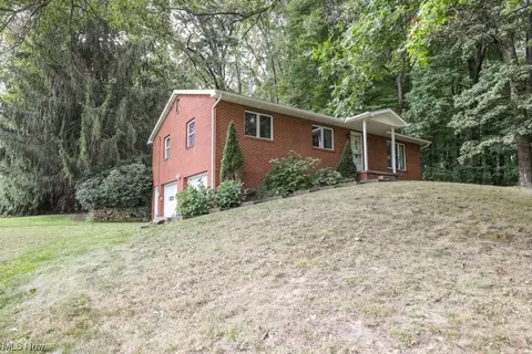 5344 Camp Rd, Ravenna, OH 44266