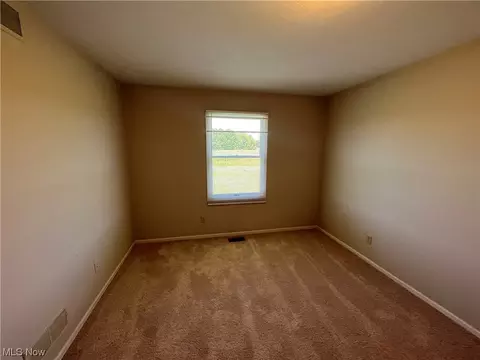 6283 Giddings Rd, Rootstown, OH 44272 photo 13
