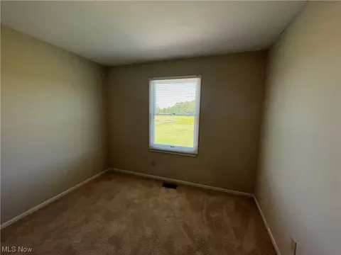 6283 Giddings Rd, Rootstown, OH 44272 photo 14