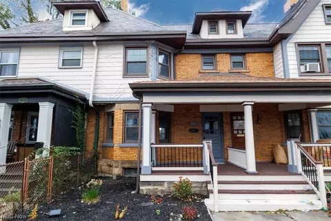 12208 Detroit Ave, Lakewood, OH 44107