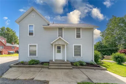 10714 Maple St, Mantua, OH 44255